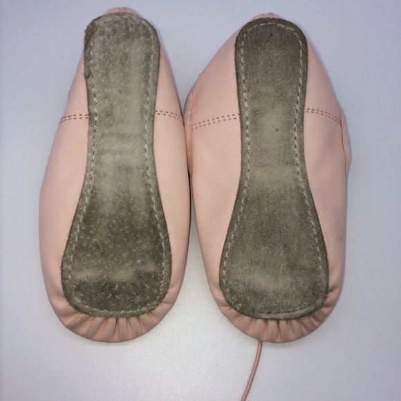 Danskin Shoes Danskin Company Freestyle Ballet Slippers Wadjustable Ties Poshmark
